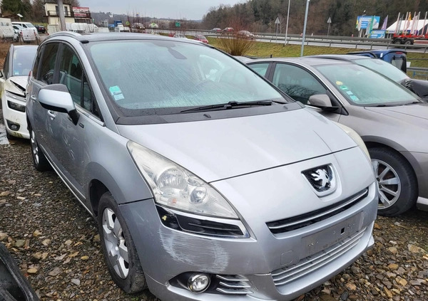 Peugeot 5008 cena 18500 przebieg: 230000, rok produkcji 2012 z Zwierzyniec małe 172